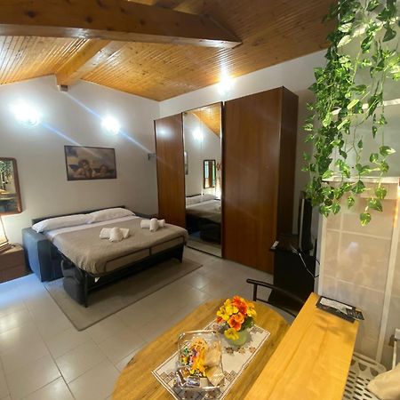 La Corte Dei Torri Loft On The Lake Oliveto Lario Zewnętrze zdjęcie
